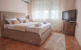 Apartman Preko Morace 2018